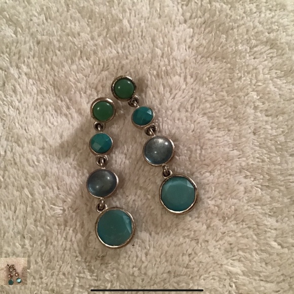 NewLiz Claiborne earrings, silver and blue - Picture 3 of 3
